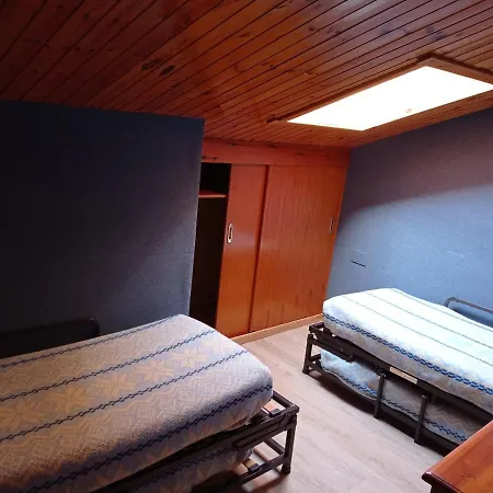Residencia Esportiva Els Isards Hostel La Molina (Girona)