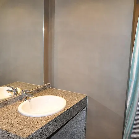 Residencia Esportiva Els Isards Hostel La Molina (Girona)